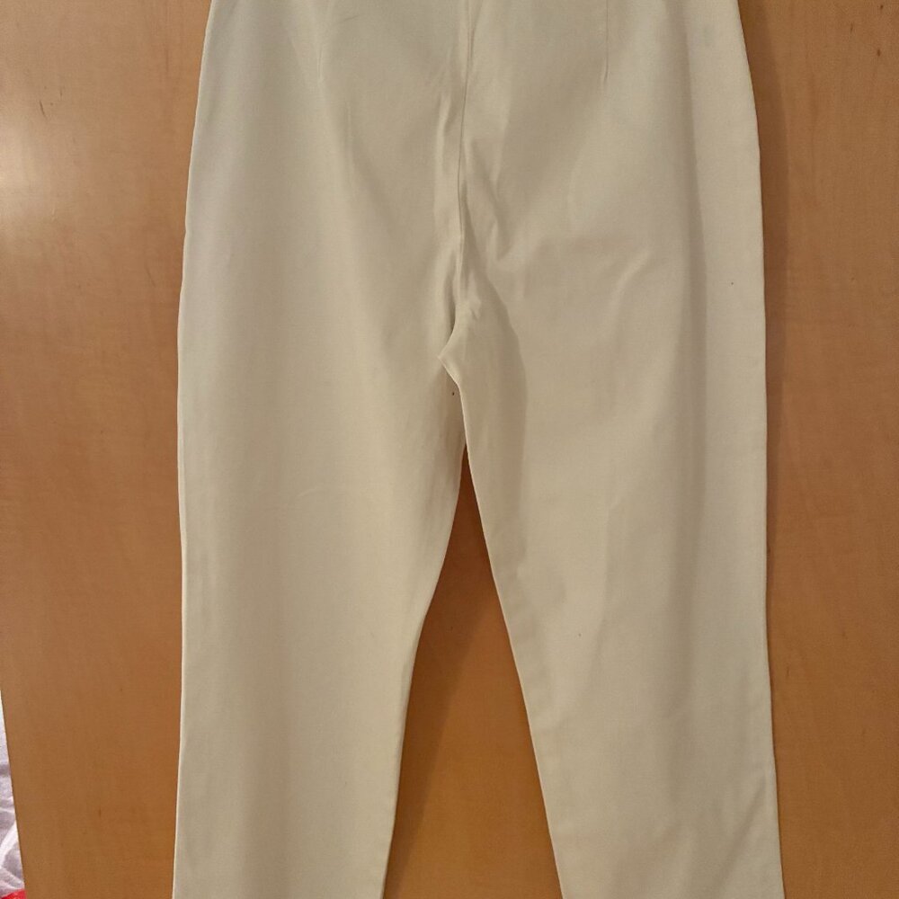 White Ladies Ann Taylor Pants